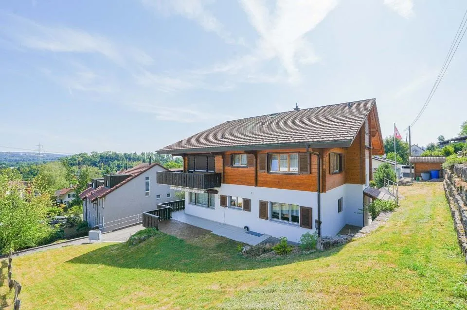 Mehrfamilienhaus mit 5 Wohnungen