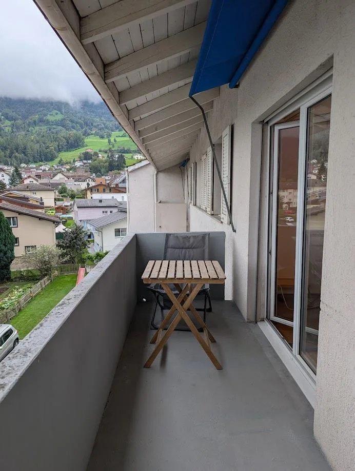 günstige ruhige zentrale 4-Zimmer Wohnung