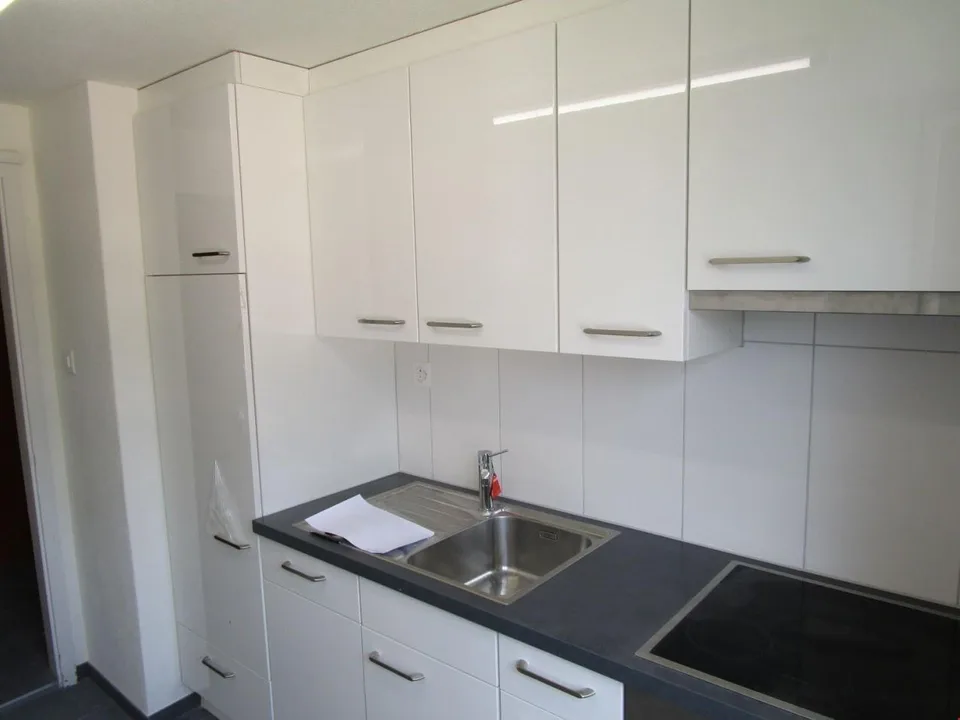 günstige ruhige zentrale 4-Zimmer Wohnung
