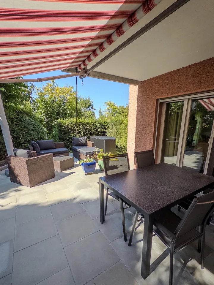 Möblierte 2½-Zimmer-Wohnung  – 75 m² mit grossem Gartensitzplatz