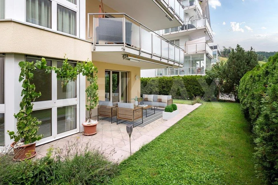 Grosszügige 4.5-Zimmer Gartenwohnung an ruhiger Lage in Einsiedeln ...