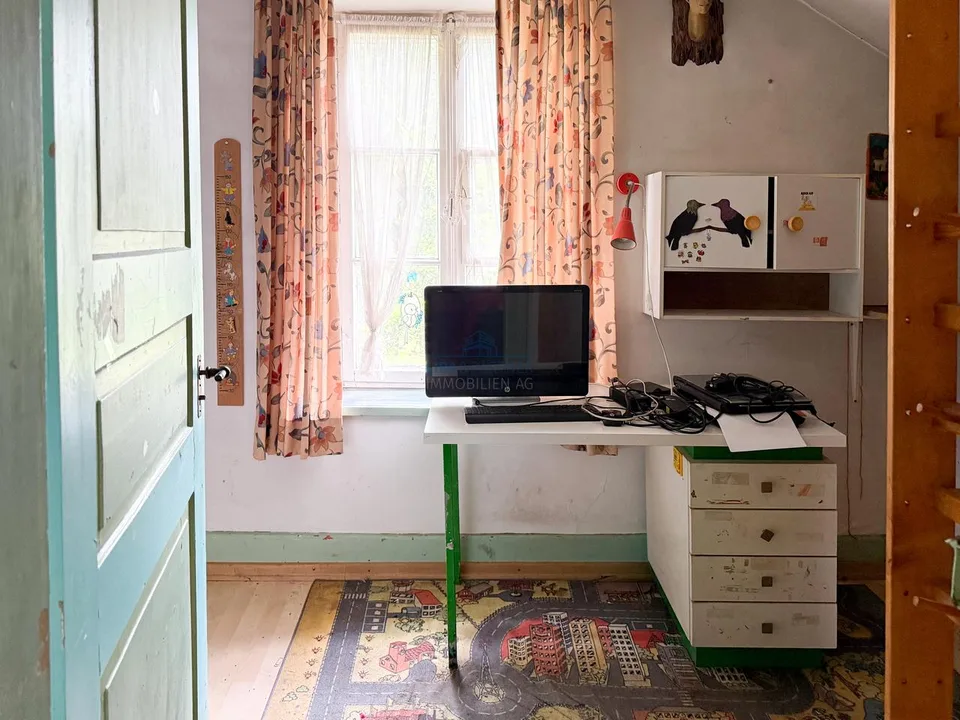 Viel Potenzial: Haus mit flexiblen Nutzungs- und Ausbauoptionen