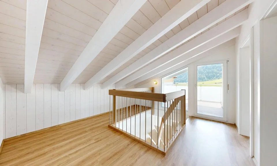 Einfamilienhaus mit über 260 m² Nutzfläche und grosser Garage