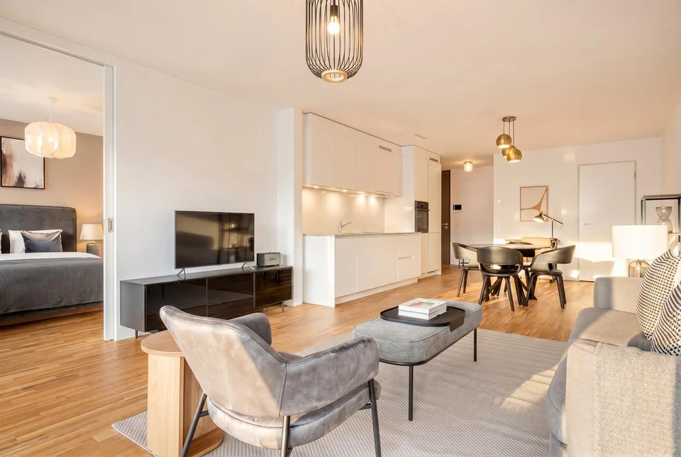 Modern 2.5-room apartment with sunny balcony, Zurich