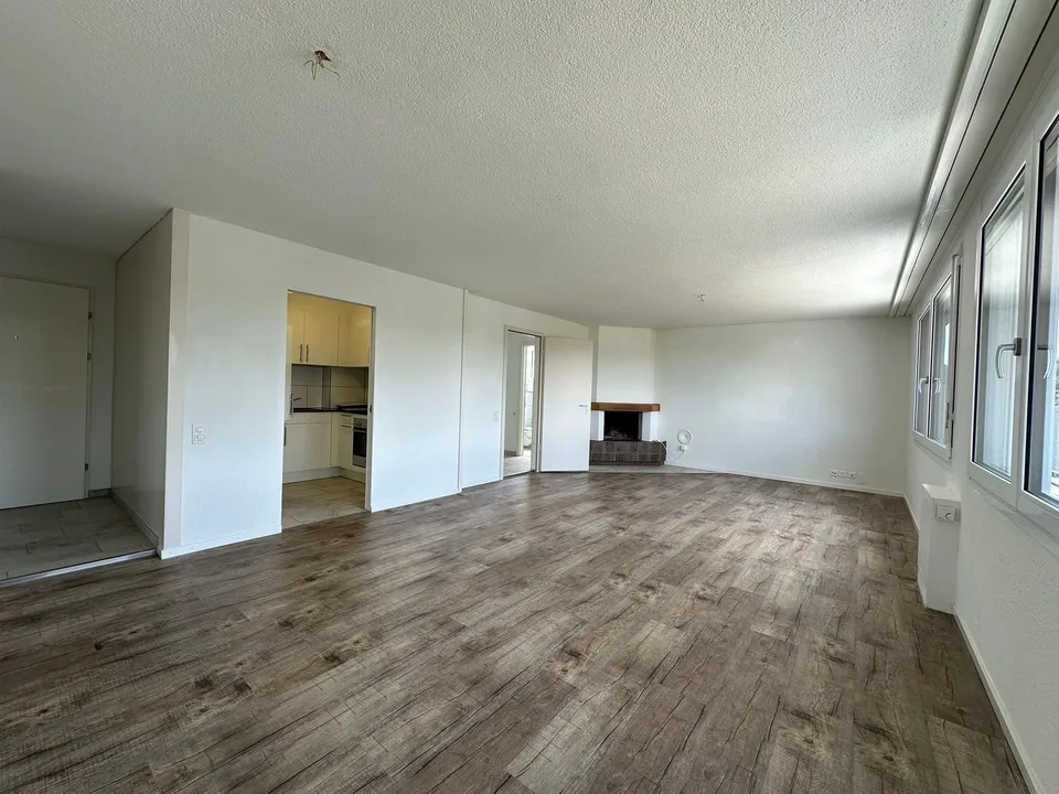Eine harmonische Attikawohnung könnte Ihr neue zu Hause sein!