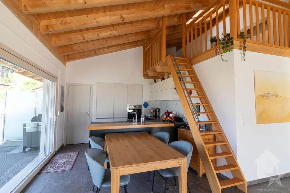 Magnifique appartement mansardé de 4,5 pces