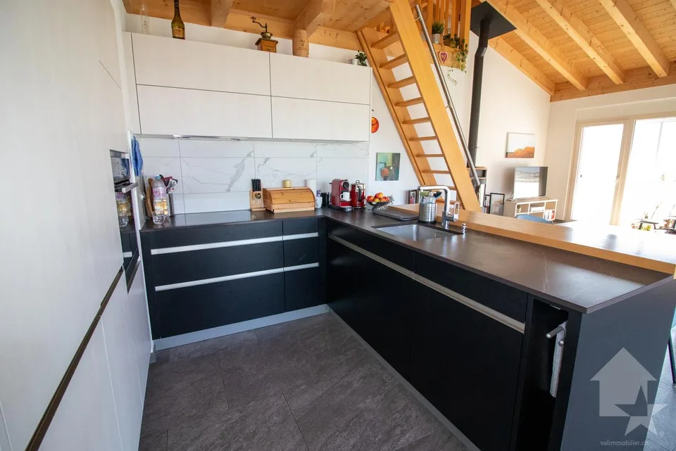Magnifique appartement mansardé de 4,5 pces