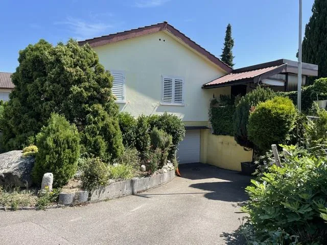 Freistehendes Einfamilienhaus