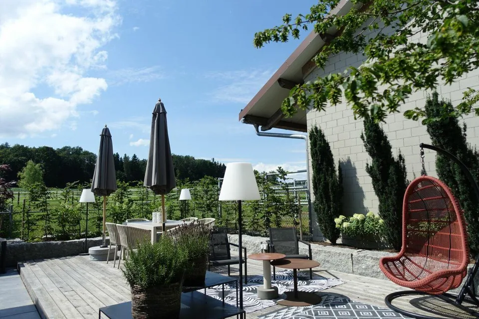 Reserviert! Reitsportimmobilie mit Haus und Reithalle