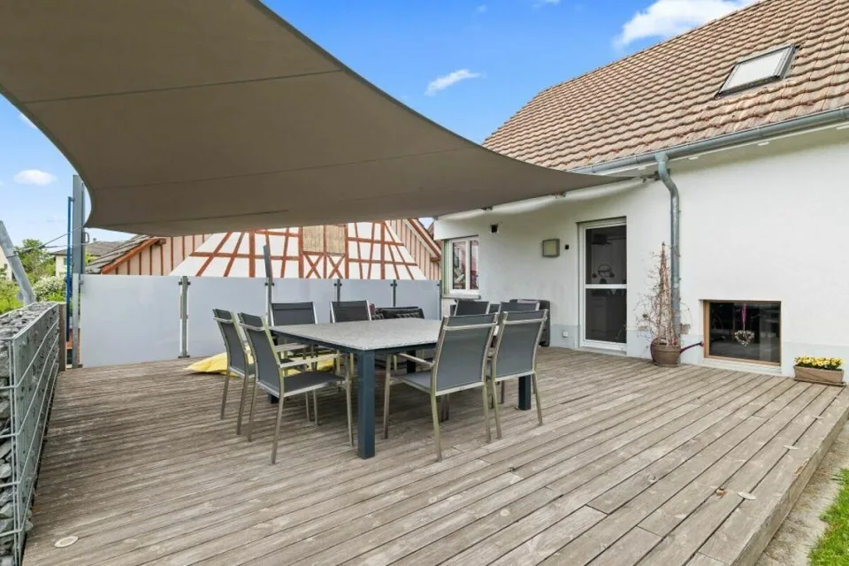 Bijou- Pferdeparadies! Einfamilienhaus mit Pferdestall