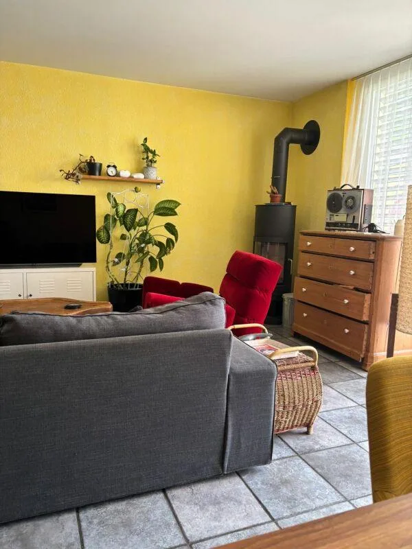 Traumhaftes Eck-Reiheneinfamilienhaus mit zwei Einstellhallenplätze