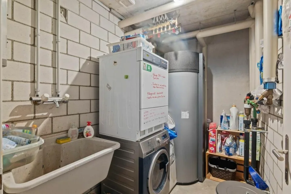 Traumhaftes Eck-Reiheneinfamilienhaus mit zwei Einstellhallenplätze