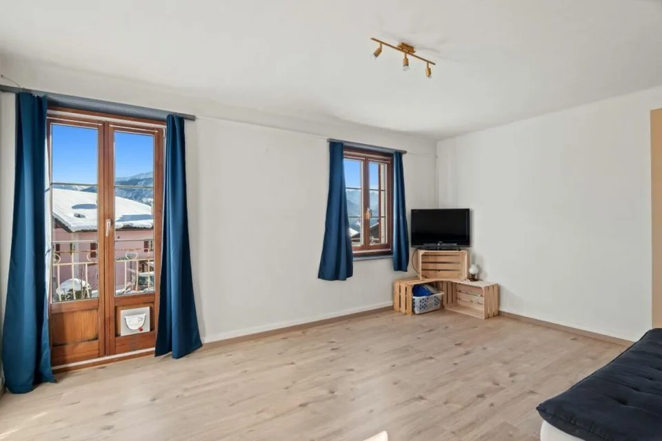 Einzigartig! Zweifamilienhaus im Skigebiet Crans-Montana/VS
