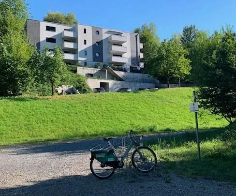 Attraktive 3½-Zimmer-Wohnung mit zwei Balkonen am Fusse des Pilatus