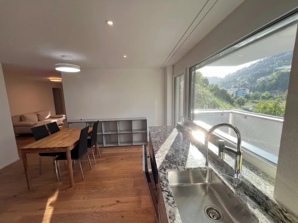 Attraktive 3½-Zimmer-Wohnung mit zwei Balkonen am Fusse des Pilatus