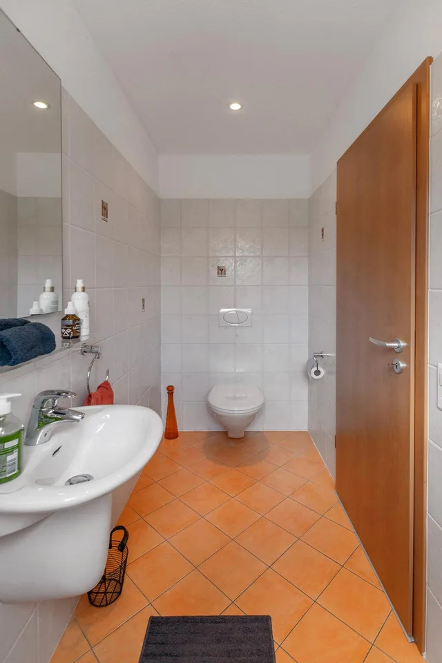 Casa gemella in zona residenziale - comfort tranquillità indipendenza
