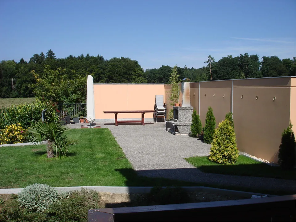 Sehr ruhig gelegene Maisonette-Wohnung mit sicht auf See