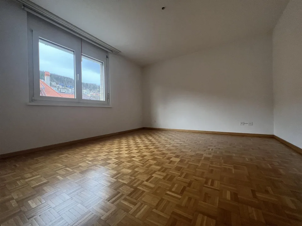 A.-Ankerweg 8 / Schöne Attikawohnung mit grosser Terrasse