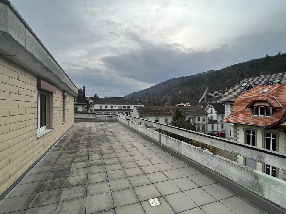 A.-Ankerweg 8 / Schöne Attikawohnung mit grosser Terrasse
