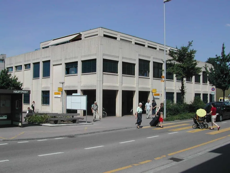 Parken direkt beim Bahnhof Wil SG!