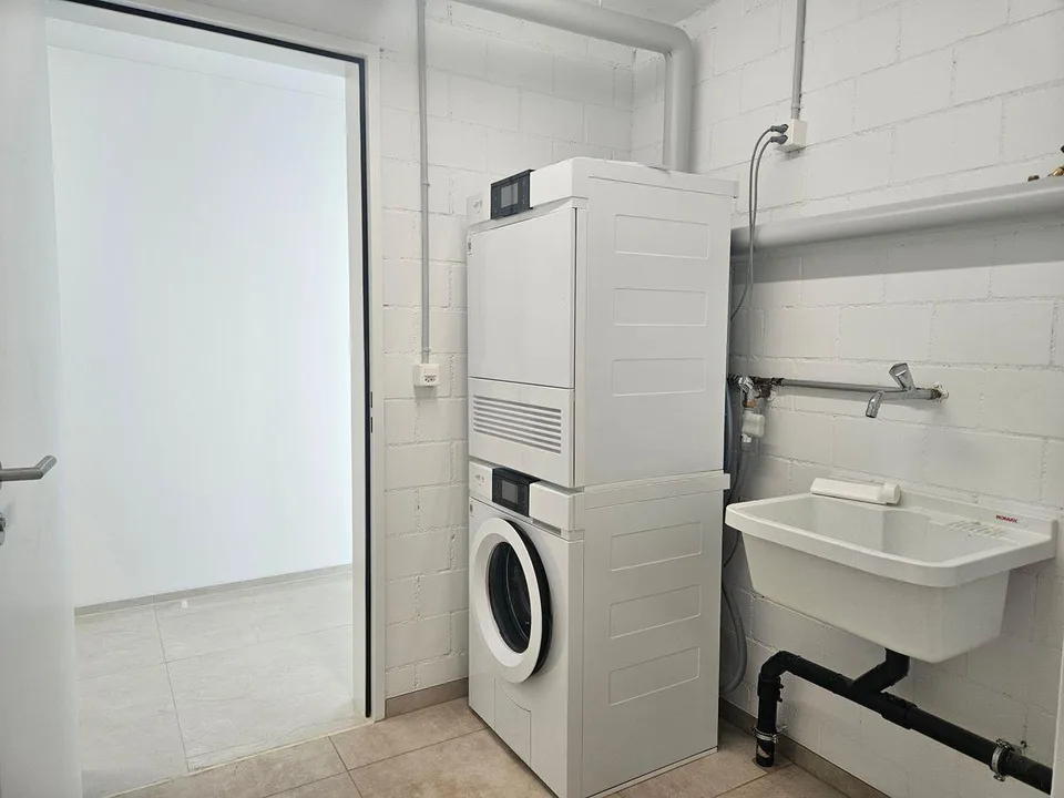NEUBAU AN TOP LAGE (WHG-D) MIT EIGNE WASCHKÜCHE UND KELLER (14,5 m2)