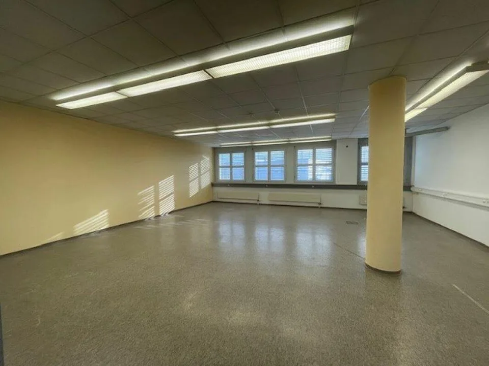 Büro- und Gewerbefläche im Raum Rapperswil zu vermieten!