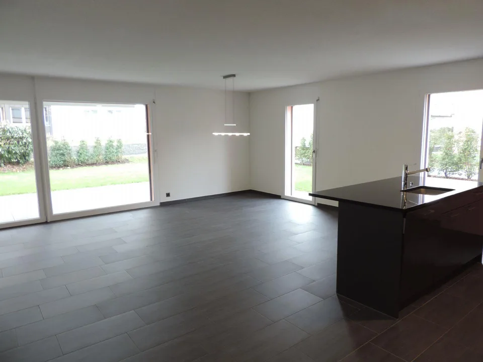 Tolle 4.5-Zimmer-Wohnung im Erdgeschoss