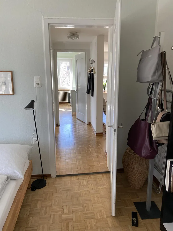 Sonnige 3 Zimmerwohnung inmitten eines Parkes (HP)