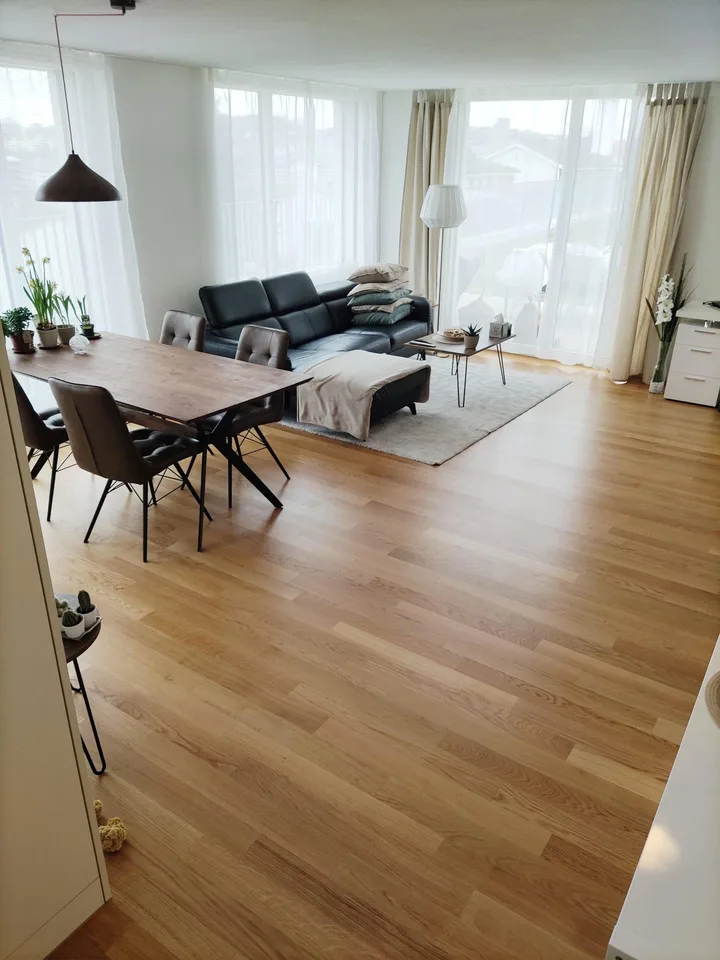 Moderne 3 1/2-Zimmerwohnung mit Gartensitzplatz
