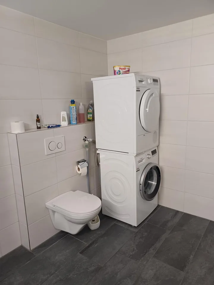 Schöne, helle 2,5 Zimmerwohnung