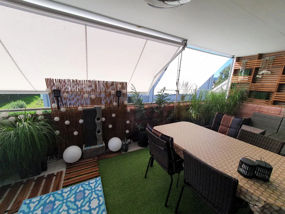 Traumhafte 3.5-Zimmer Terrassenwohnung mit unendlich Stauraum