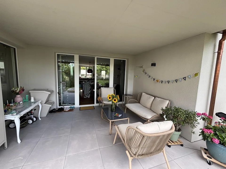 Neubauwohnung 5.5 Zimmer mit großem Garten