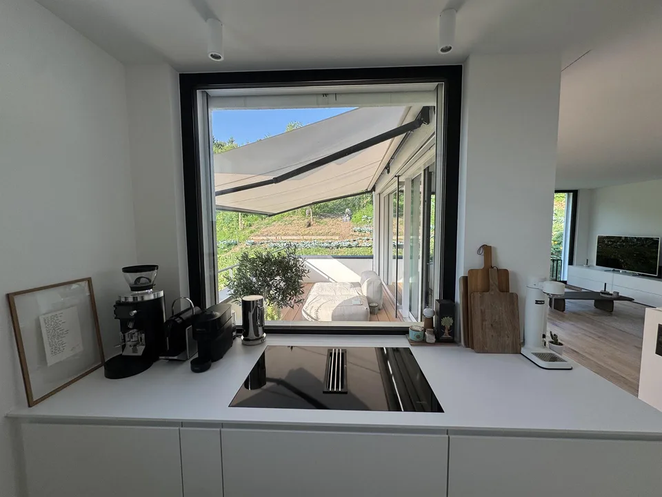 Traumhafte 4.5-Zimmer-Maisonette im Eigentumsstandard mit Dachterrasse