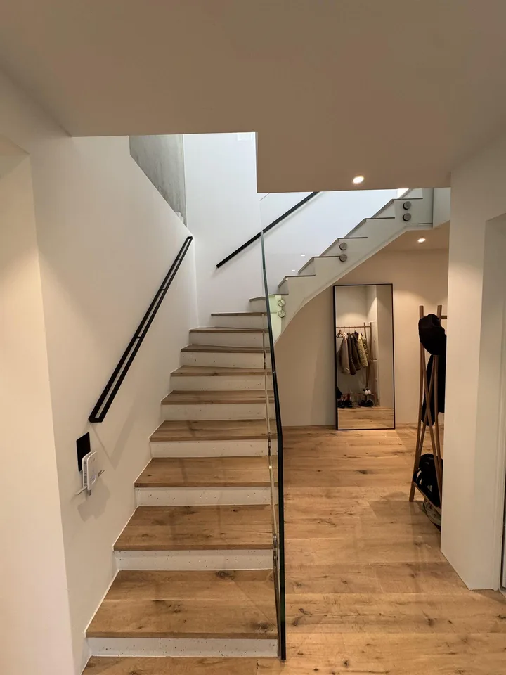 Traumhafte 4.5-Zimmer-Maisonette im Eigentumsstandard mit Dachterrasse
