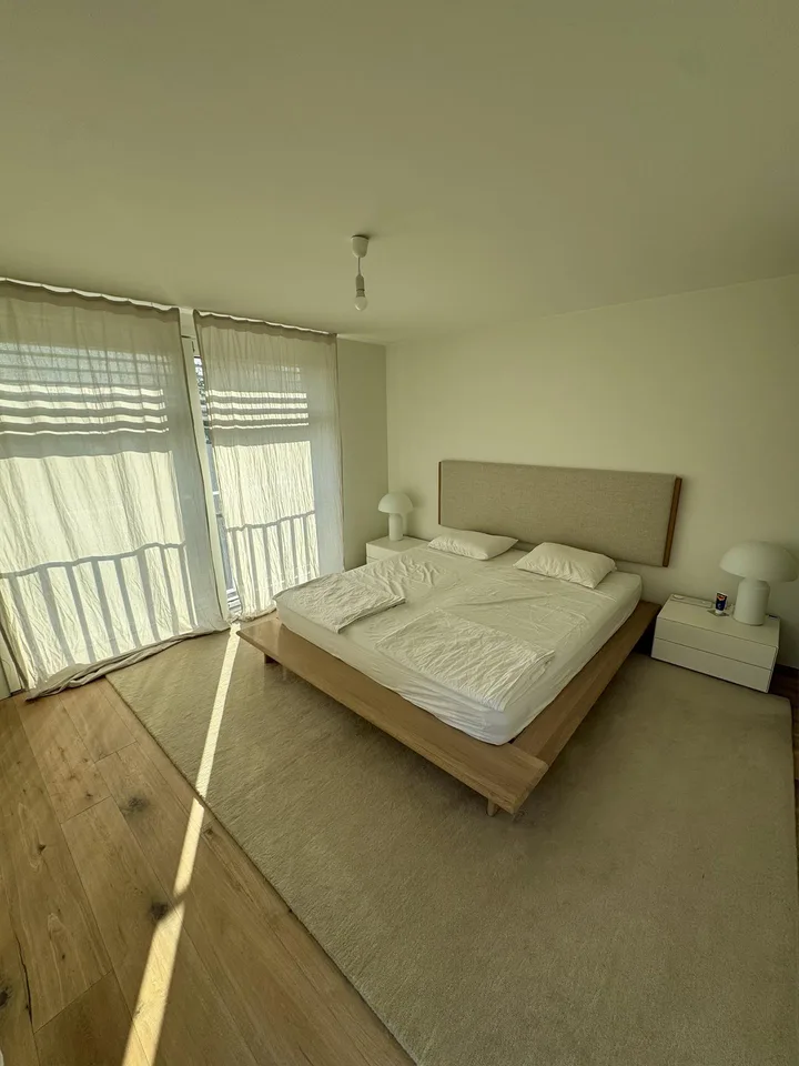 Traumhafte 4.5-Zimmer-Maisonette im Eigentumsstandard mit Dachterrasse