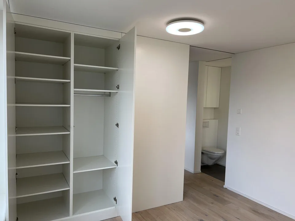 Modernes Wohnen im Grünen mit Gartensitzplatz