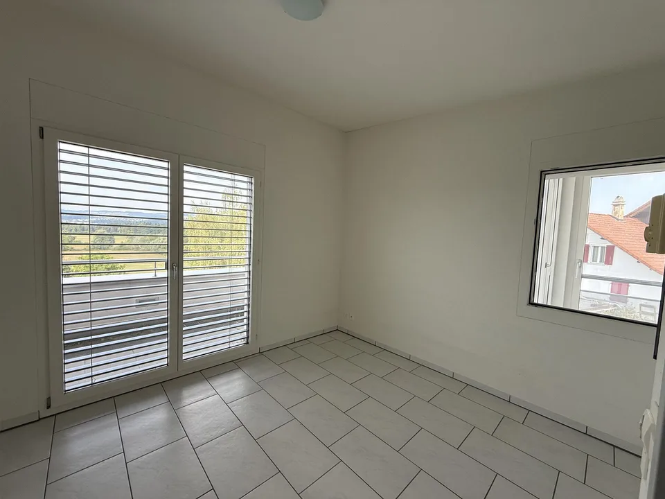 Sonnige 4 1/2 Zimmer Attika Wohnung mit Panorama-Aussicht