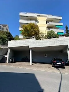 Parkplatz im Bramberquartier
