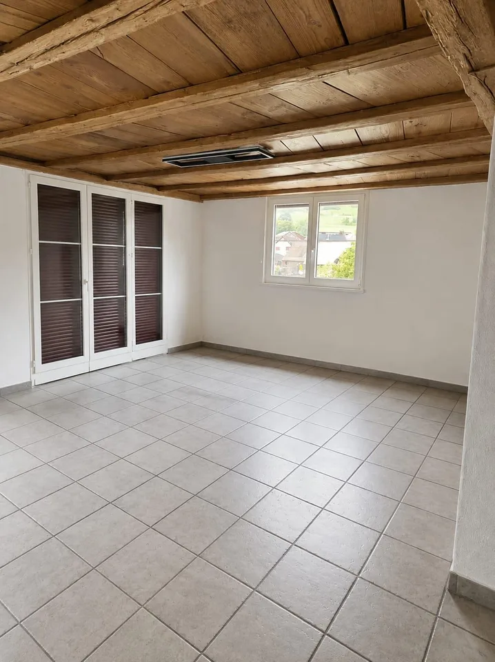 5 Zimmer-Haus mit Weitblick zu Vermieten