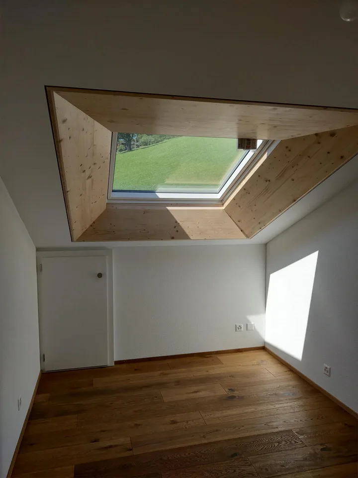 Wunderschöne 4 1/2 Zimmerwohnung mit See- und Bergblick