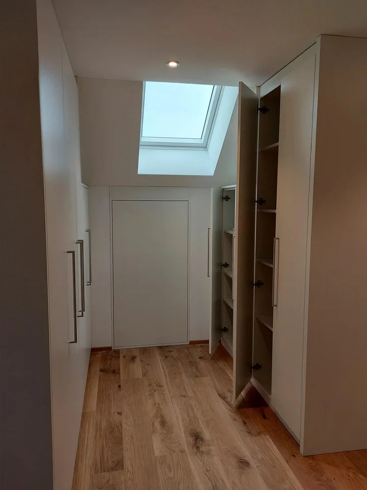 moderne 4,5 Zimmer-Dachwohnung