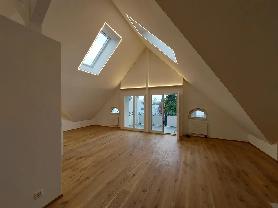 moderne 4,5 Zimmer-Dachwohnung