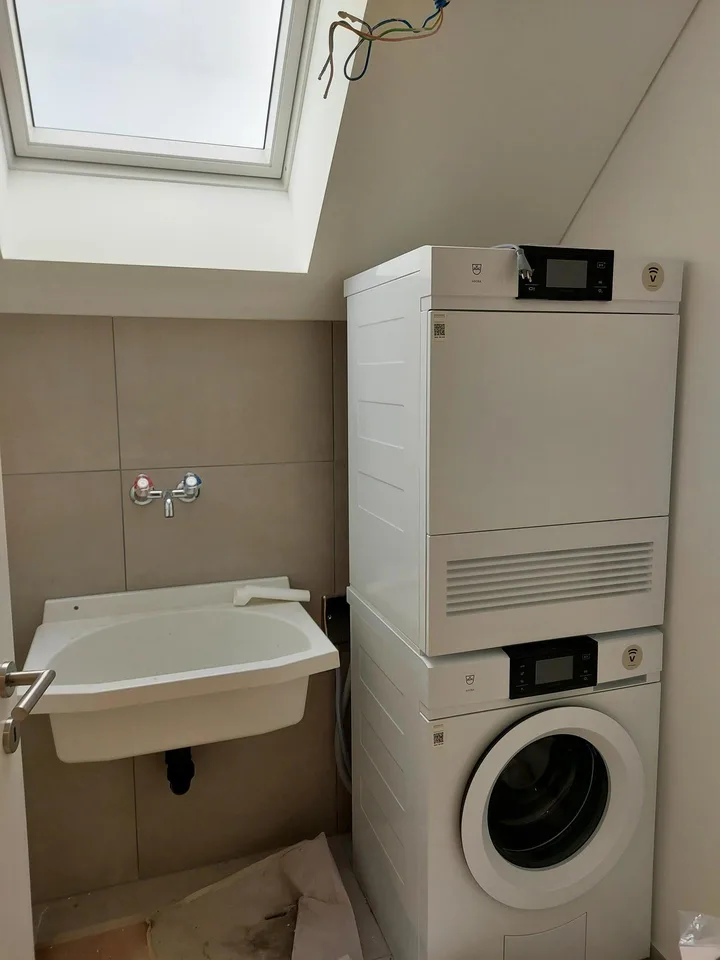 moderne 4,5 Zimmer-Dachwohnung
