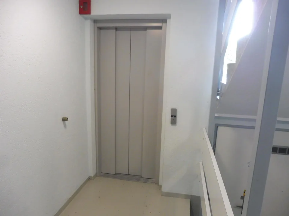 moderne 4,5 Zimmer Gartenwohnung