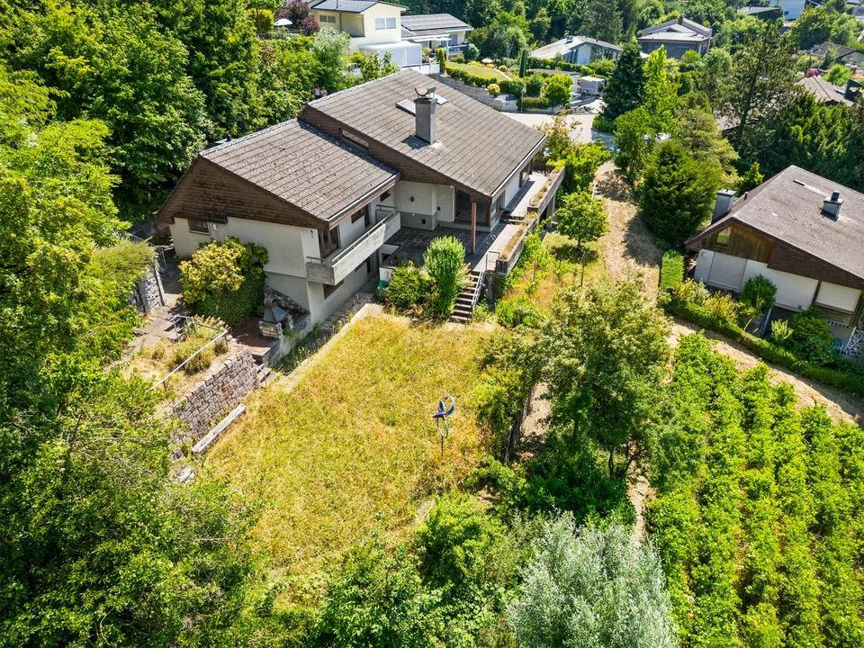 Wohnhaus und Bauland - Investition mit doppeltem Potenzial