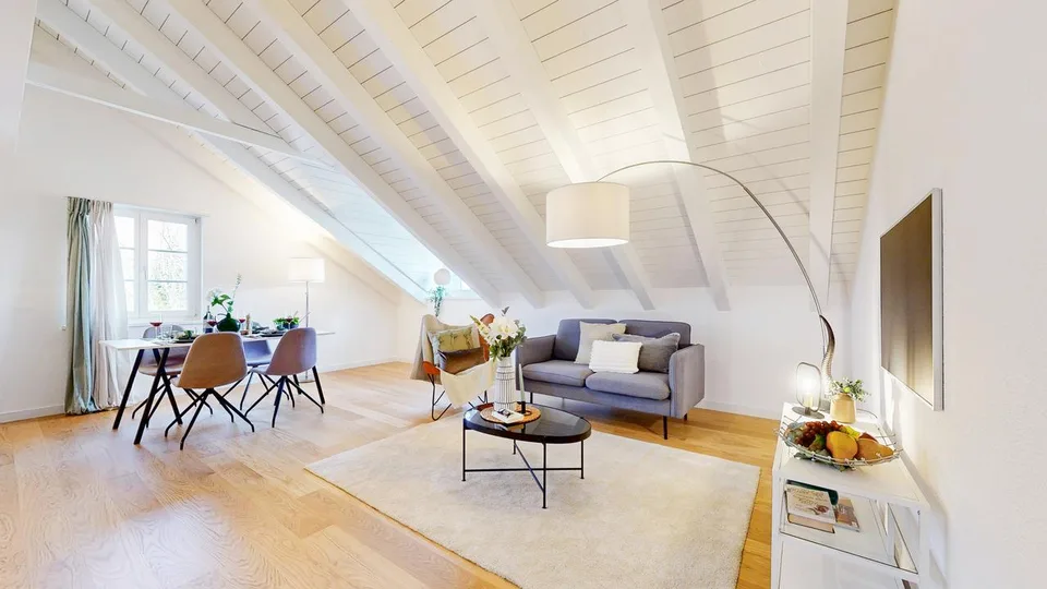 Renovierte, heimelige Dachgeschoss-Maisonettewohnung