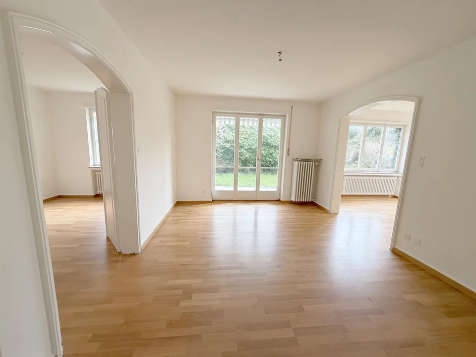 Gartenwohnung mit schönem Sitzplatz befristet für 1 Jahr!