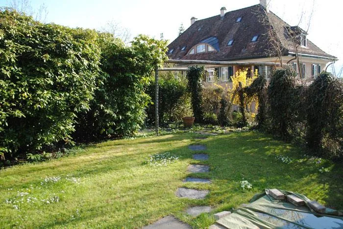 Gartenwohnung mit schönem Sitzplatz befristet für 1 Jahr!
