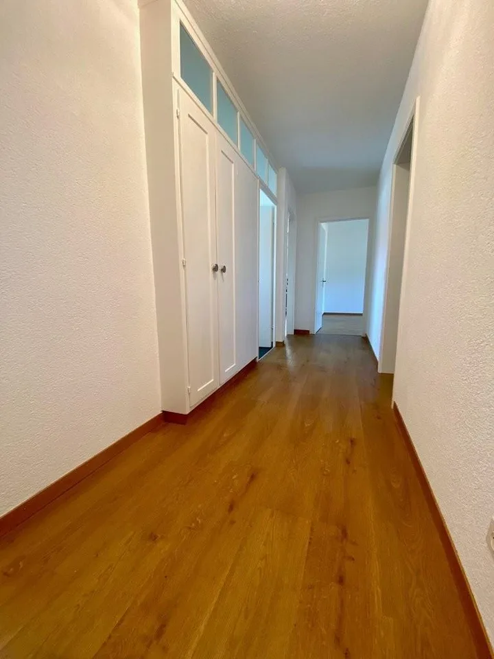 Helle 2-Zimmer-Wohnung im Frohdörfli 16, Suhr