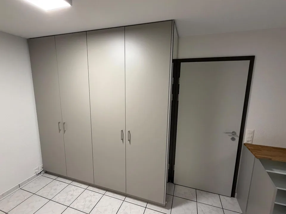 Scharmante möblierte 2 Zimmer Wohnung mit Weitblick zu vermieten